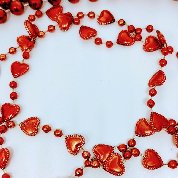 2 RUST COLOR HEARTS MARDI GRAS NECKLACES - Picture 2 of 4